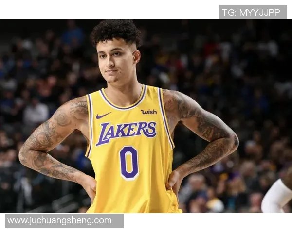 凯尔库兹马的篮球之路：从新秀到明星的成长历程与挑战